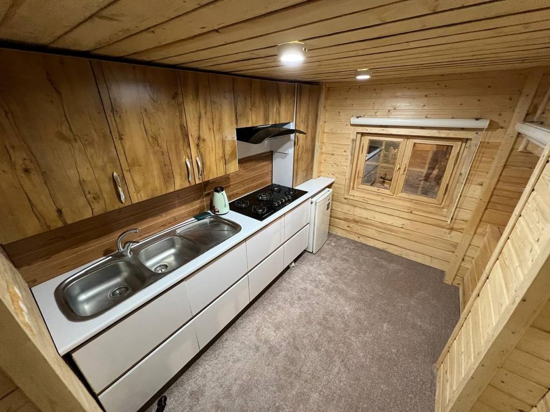 کلبه چوبی دوبلکس ارغوان