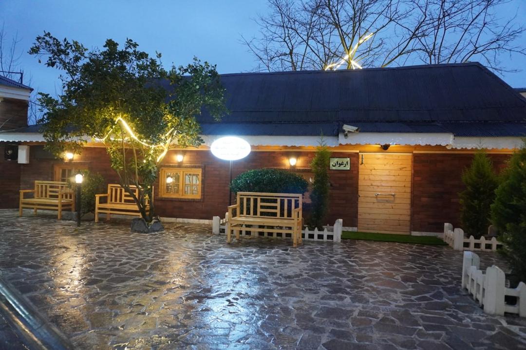 کلبه چوبی دوبلکس ارغوان کلبه چوبی دوبلکس ارغوان