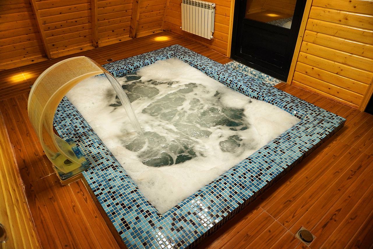 کلبه سویسی جکوزی دار ارکیده کلبه سویسی جکوزی دار ارکیده